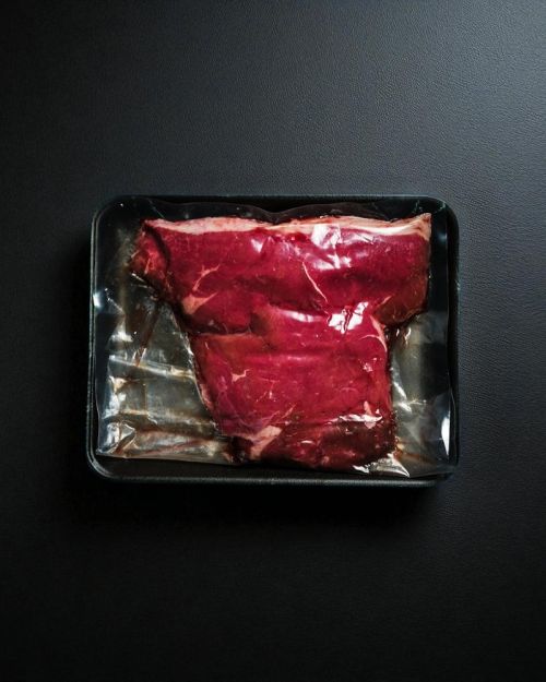 600g – AGED BEEF SIRLOIN STEAK